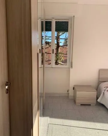 아파트 A Casa Di Alice *